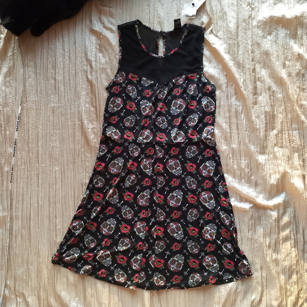 HOT TOPIC SCULL BLACK DRESS